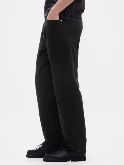 Relaxed Straight Jeans
