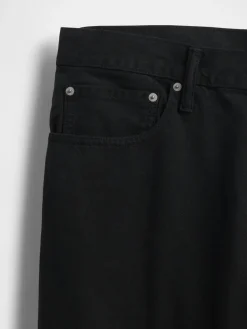 Relaxed Straight Jeans