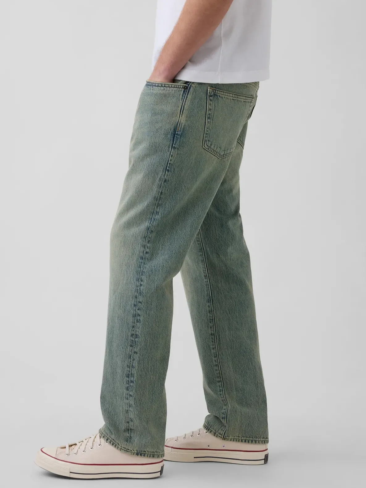 Relaxed Straight Jeans