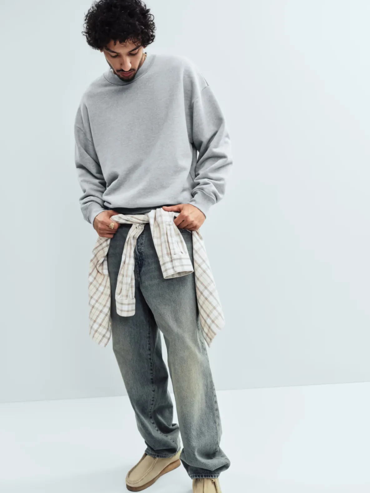Relaxed Straight Jeans