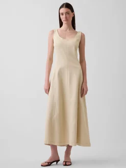 Scoop Neck Maxi Dress