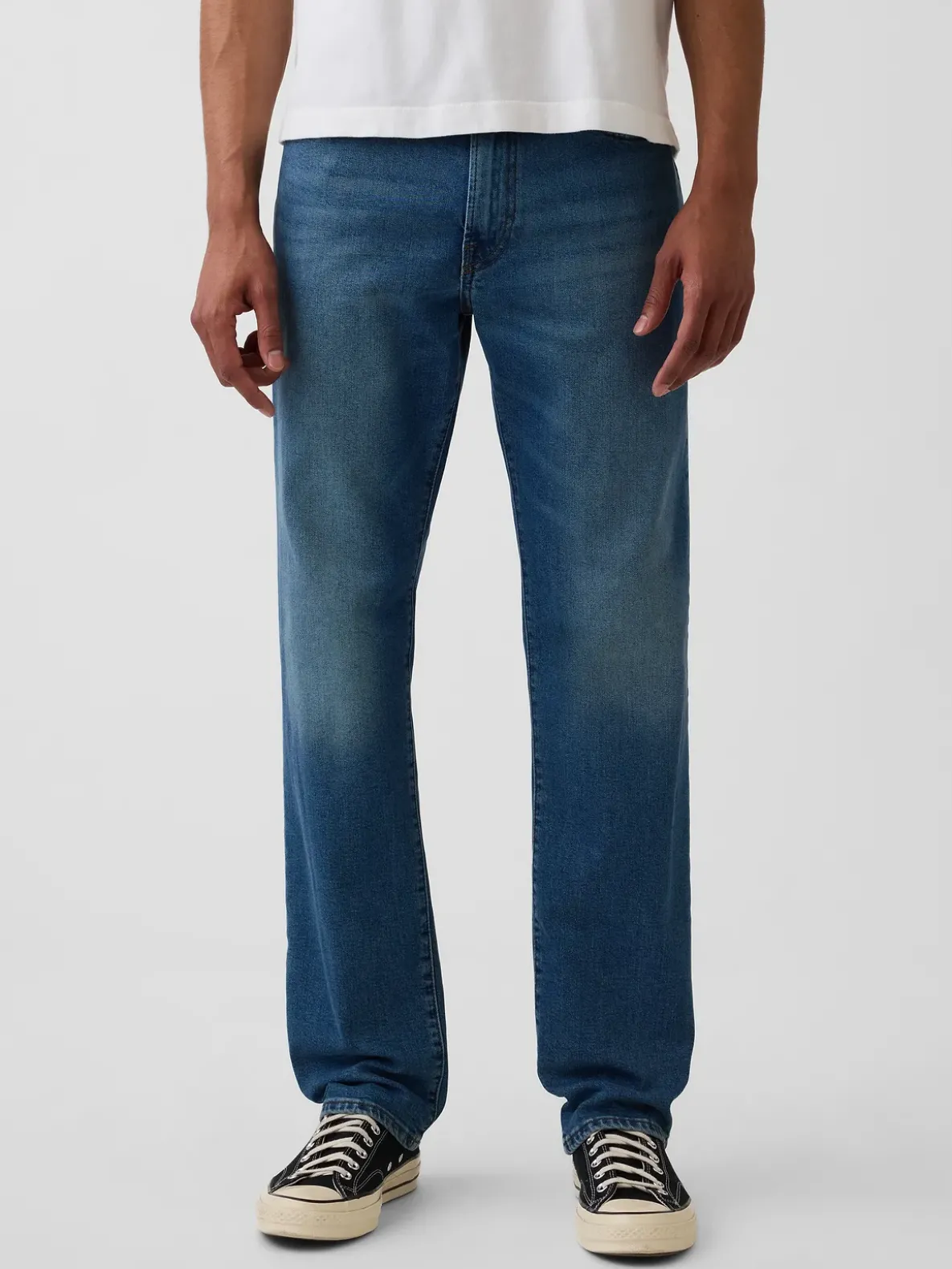 Straight Jeans